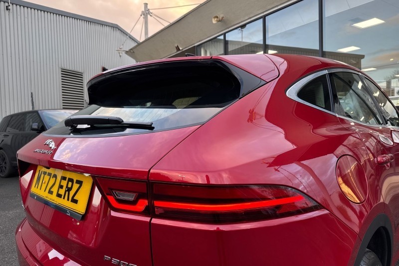 2022 (72) JAGUAR E-PACE 1.5 P300e R-Dynamic SE 5dr Auto 5074989