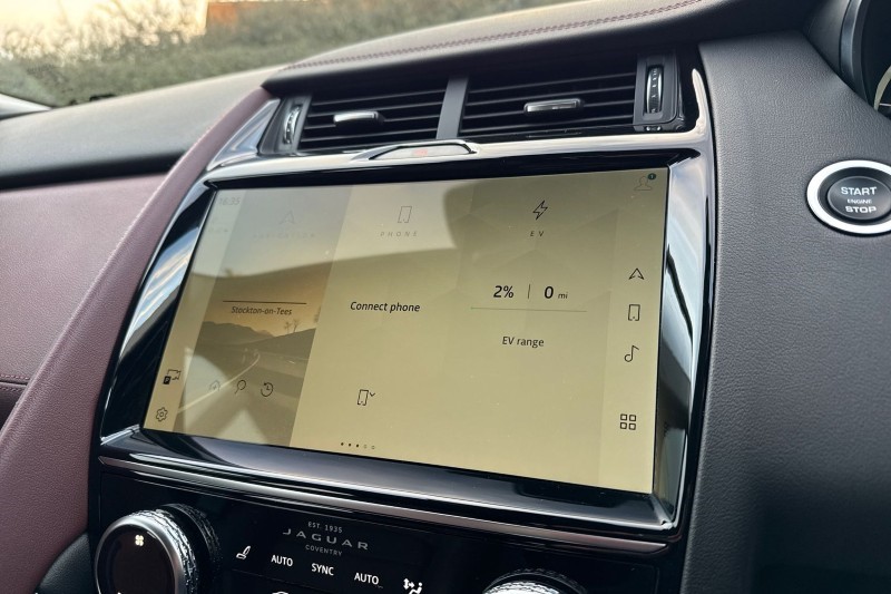 2022 (72) JAGUAR E-PACE 1.5 P300e R-Dynamic SE 5dr Auto 5069499