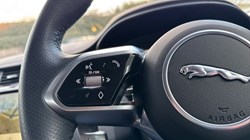 2022 (72) JAGUAR E-PACE 1.5 P300e R-Dynamic SE 5dr Auto 5075015