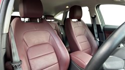 2022 (72) JAGUAR E-PACE 1.5 P300e R-Dynamic SE 5dr Auto 5075013