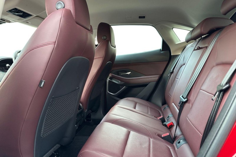 2022 (72) JAGUAR E-PACE 1.5 P300e R-Dynamic SE 5dr Auto 5074992