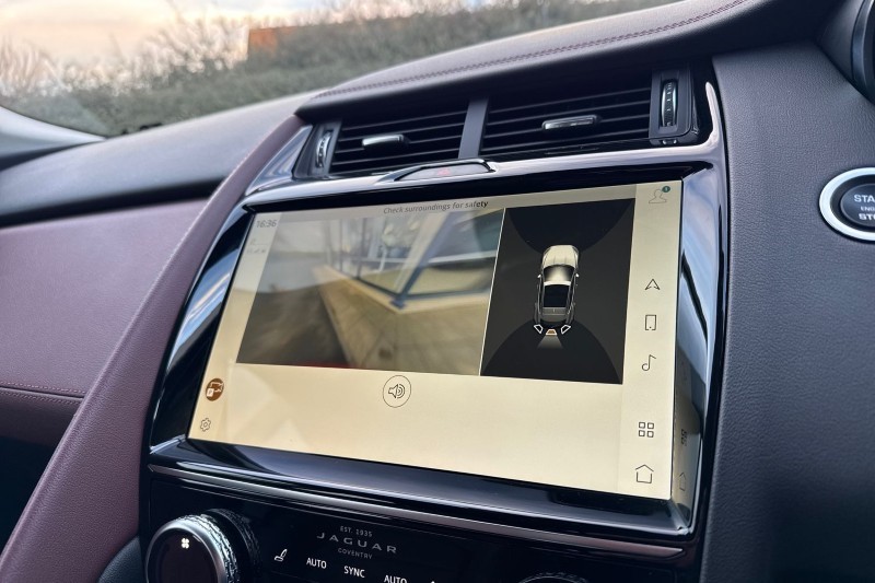 2022 (72) JAGUAR E-PACE 1.5 P300e R-Dynamic SE 5dr Auto 5075019