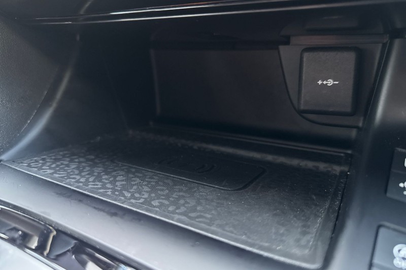 2022 (72) JAGUAR E-PACE 1.5 P300e R-Dynamic SE 5dr Auto 5069507