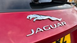 2022 (72) JAGUAR E-PACE 1.5 P300e R-Dynamic SE 5dr Auto 5075035