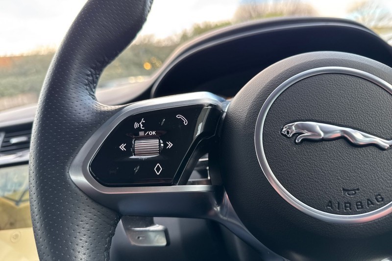 2022 (72) JAGUAR E-PACE 1.5 P300e R-Dynamic SE 5dr Auto 5069497