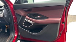 2022 (72) JAGUAR E-PACE 1.5 P300e R-Dynamic SE 5dr Auto 5075009