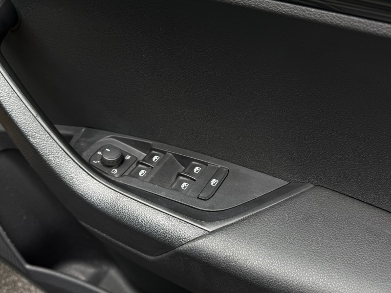 2020 (70) SKODA KAROQ 1.5 TSI SE L 5dr DSG 5104689