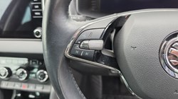 2020 (70) SKODA KAROQ 1.5 TSI SE L 5dr DSG 5200496