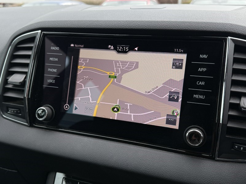 2020 (70) SKODA KAROQ 1.5 TSI SE L 5dr DSG 5104705