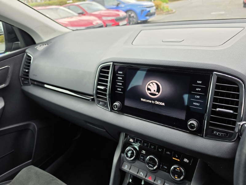 2020 (70) SKODA KAROQ 1.5 TSI SE L 5dr DSG 5200502