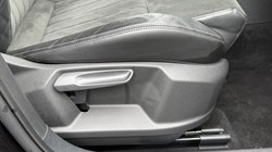 2020 (70) SKODA KAROQ 1.5 TSI SE L 5dr DSG 5104690