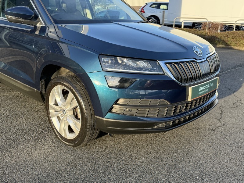 2018 (18) SKODA KAROQ 1.6 TDI SE L 5dr DSG 5062996