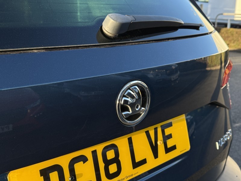 2018 (18) SKODA KAROQ 1.6 TDI SE L 5dr DSG 5063021