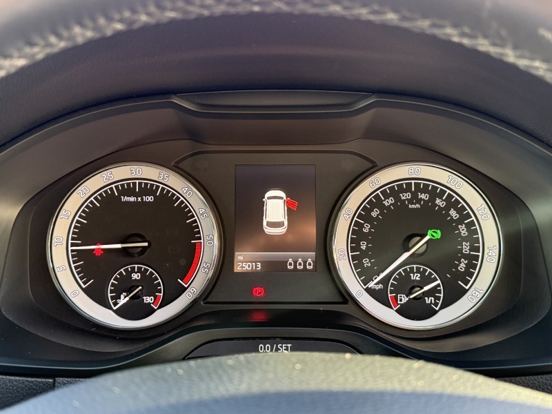 2018 (18) SKODA KAROQ 1.6 TDI SE L 5dr DSG 5063010