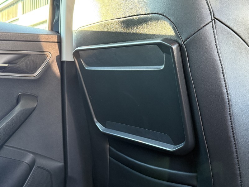 2018 (18) SKODA KAROQ 1.6 TDI SE L 5dr DSG 5063028