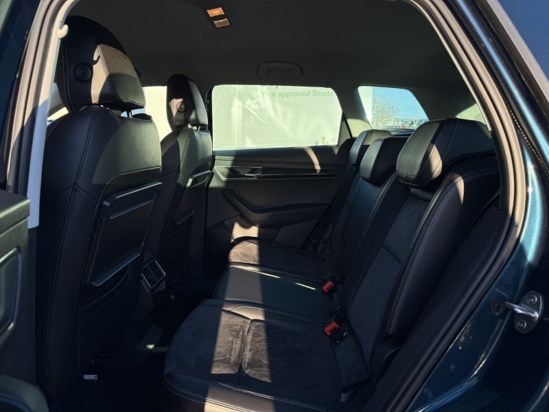 2018 (18) SKODA KAROQ 1.6 TDI SE L 5dr DSG 5063029