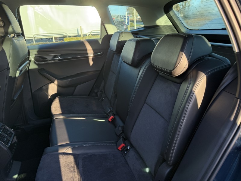 2018 (18) SKODA KAROQ 1.6 TDI SE L 5dr DSG 5063030