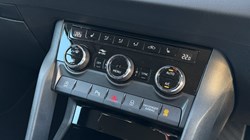 2018 (18) SKODA KAROQ 1.6 TDI SE L 5dr DSG 5063011