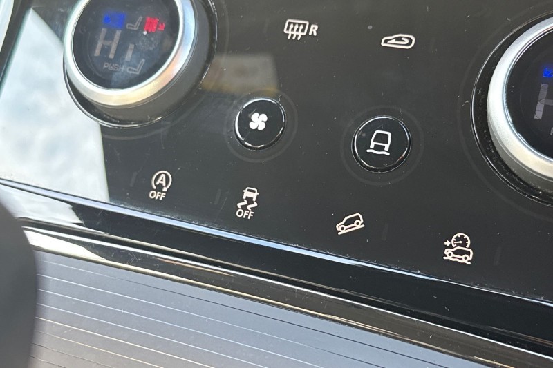 2023 (72) LAND ROVER RANGE ROVER EVOQUE 2.0 P250 R-Dynamic S 5dr Auto 5097395