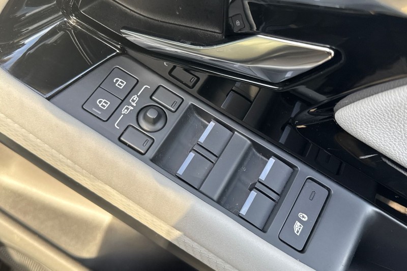 2023 (72) LAND ROVER RANGE ROVER EVOQUE 2.0 P250 R-Dynamic S 5dr Auto 5097384