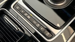 2018 (68) JAGUAR XF 2.0d [180] R-Sport 4dr Auto 3182960