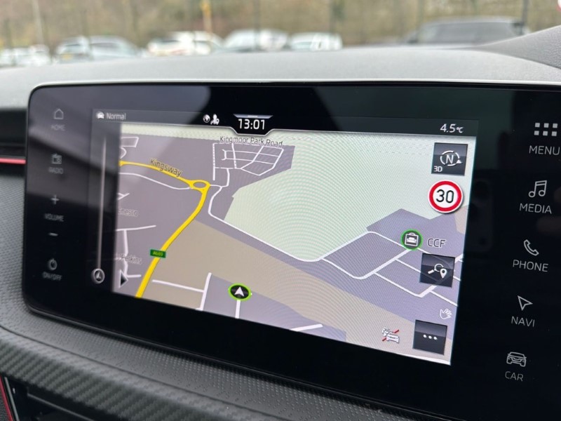 2025 (25) SKODA KAMIQ 1.0 TSI Monte Carlo Edition 5dr DSG 5088177