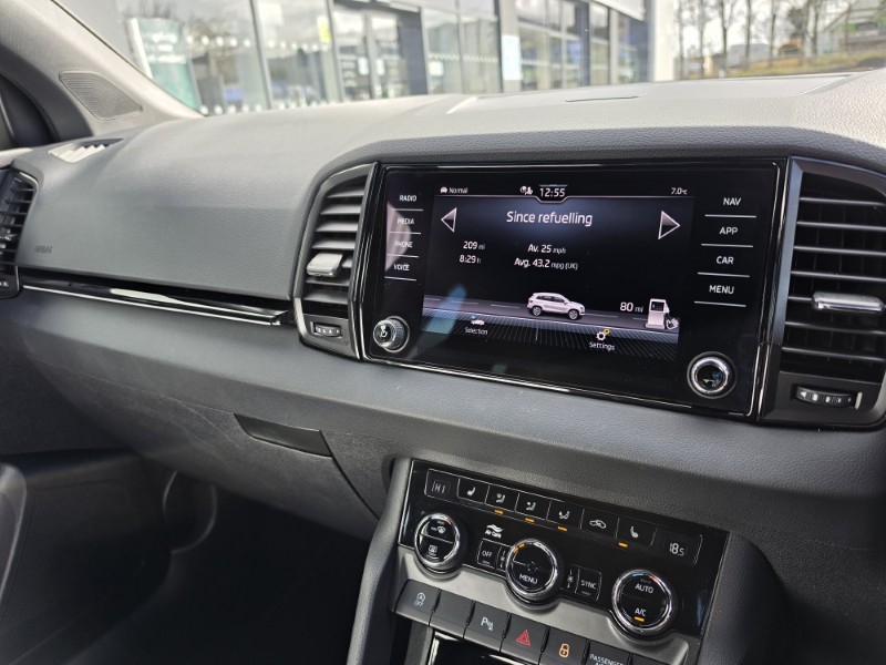 2023 (23) SKODA KAROQ 1.5 TSI Sportline 5dr DSG 5165951