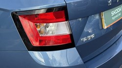 2020 (20) SKODA FABIA 1.0 TSI SE Drive 5dr 5122925