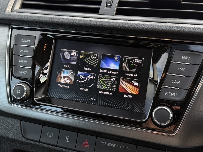 2020 (20) SKODA FABIA 1.0 TSI SE Drive 5dr 5122917