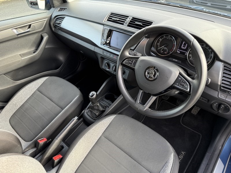 2020 (20) SKODA FABIA 1.0 TSI SE Drive 5dr 5122898