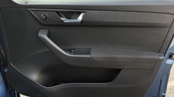 2020 (20) SKODA FABIA 1.0 TSI SE Drive 5dr 5122899