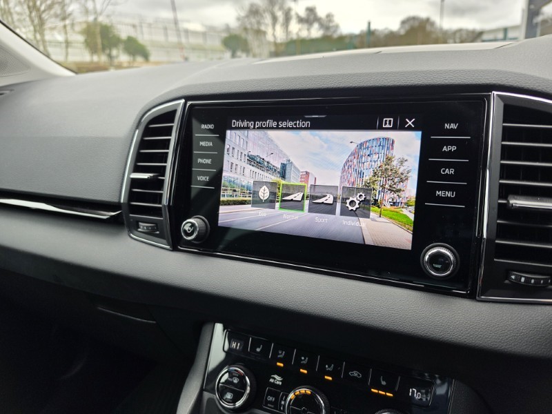 2024 (24) SKODA KAROQ 1.5 TSI SE L 5dr DSG 5158140