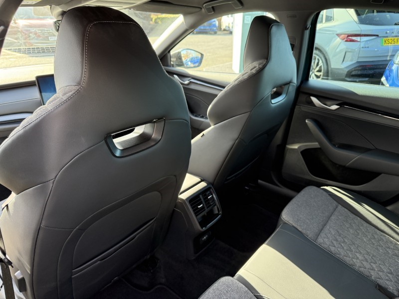 2024 (74) SKODA OCTAVIA 1.5 TSI 150 Sportline 5dr 5126854