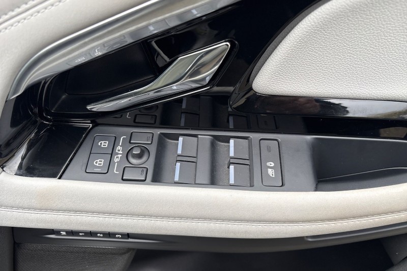 2023 (23) LAND ROVER RANGE ROVER EVOQUE 2.0 D200 R-Dynamic SE 5dr Auto 5123827