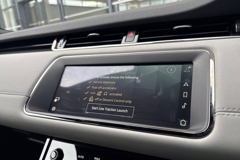 2023 (23) LAND ROVER RANGE ROVER EVOQUE 2.0 D200 R-Dynamic SE 5dr Auto 5123843