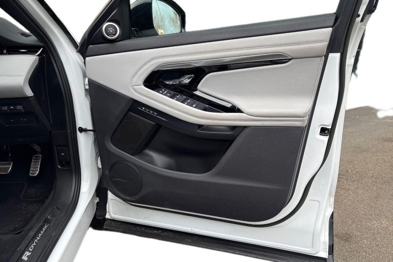 2023 (23) LAND ROVER RANGE ROVER EVOQUE 2.0 D200 R-Dynamic SE 5dr Auto 5123826