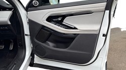 2023 (23) LAND ROVER RANGE ROVER EVOQUE 2.0 D200 R-Dynamic SE 5dr Auto 5123826