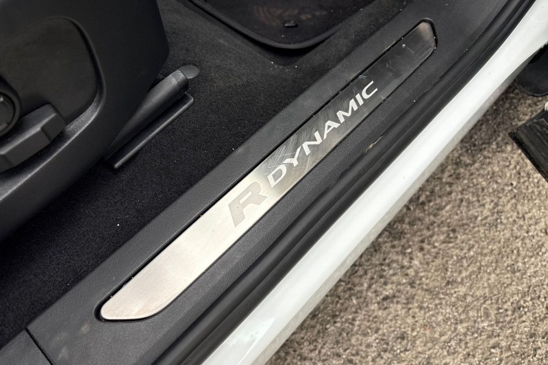 2023 (23) LAND ROVER RANGE ROVER EVOQUE 2.0 D200 R-Dynamic SE 5dr Auto 5123845