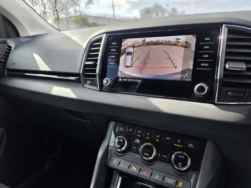 2023 (23) SKODA KAROQ 1.5 TSI SE L 5dr DSG 5164275