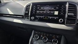 2023 (23) SKODA KAROQ 1.5 TSI SE L 5dr DSG 5164264