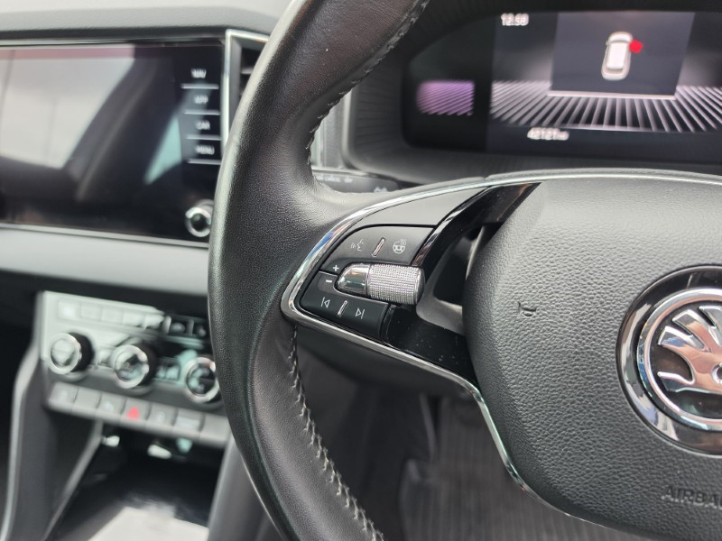 2023 (73) SKODA KAROQ 1.5 TSI SE Drive 5dr 5182337