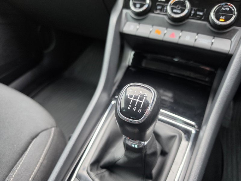 2023 (73) SKODA KAROQ 1.5 TSI SE Drive 5dr 5182354