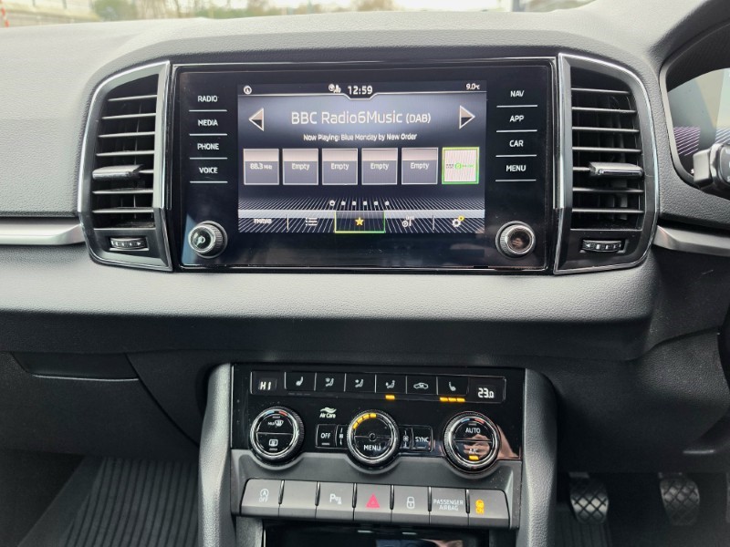 2023 (73) SKODA KAROQ 1.5 TSI SE Drive 5dr 5182346