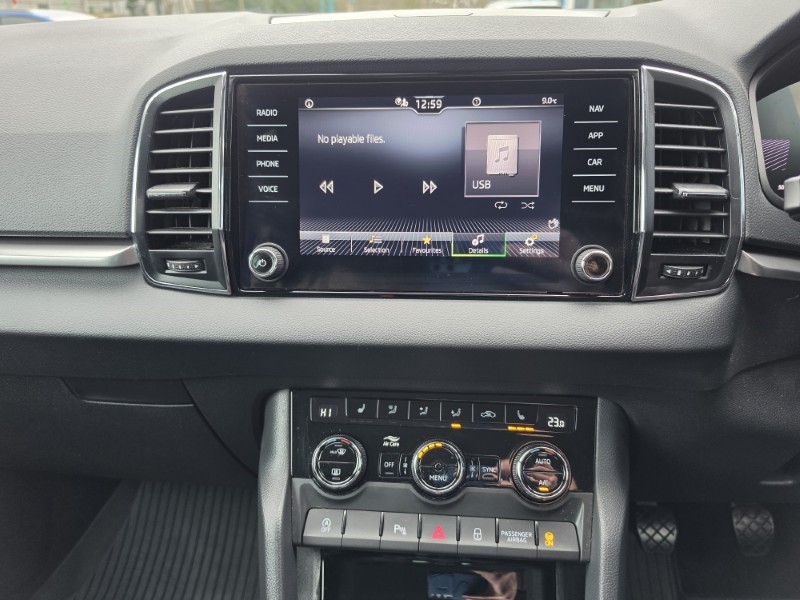 2023 (73) SKODA KAROQ 1.5 TSI SE Drive 5dr 5182347