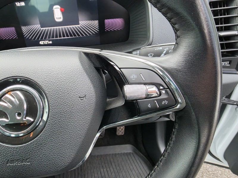 2023 (73) SKODA KAROQ 1.5 TSI SE Drive 5dr 5182339