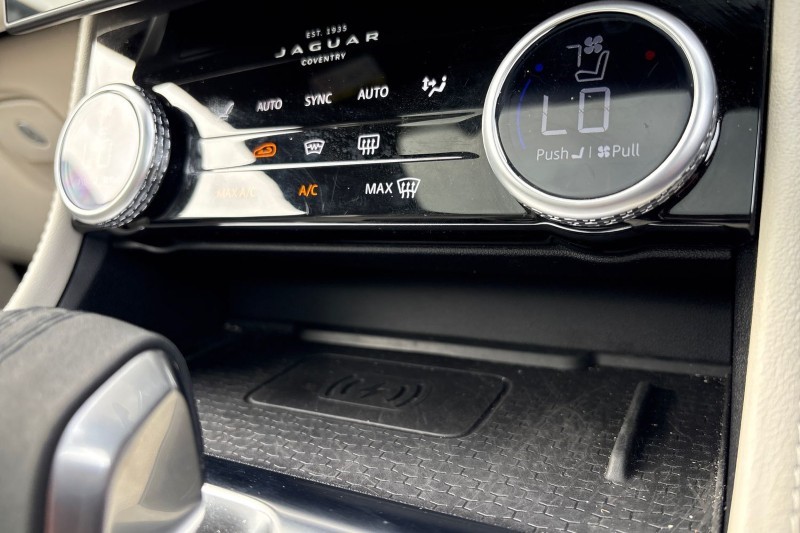 2024 (24) JAGUAR F-PACE 2.0 P400e R-Dynamic HSE Black 90th Anniv 5dr Auto 5117384