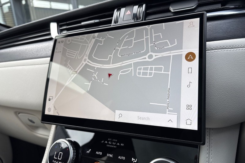 2024 (24) JAGUAR F-PACE 2.0 P400e R-Dynamic HSE Black 90th Anniv 5dr Auto 5117377