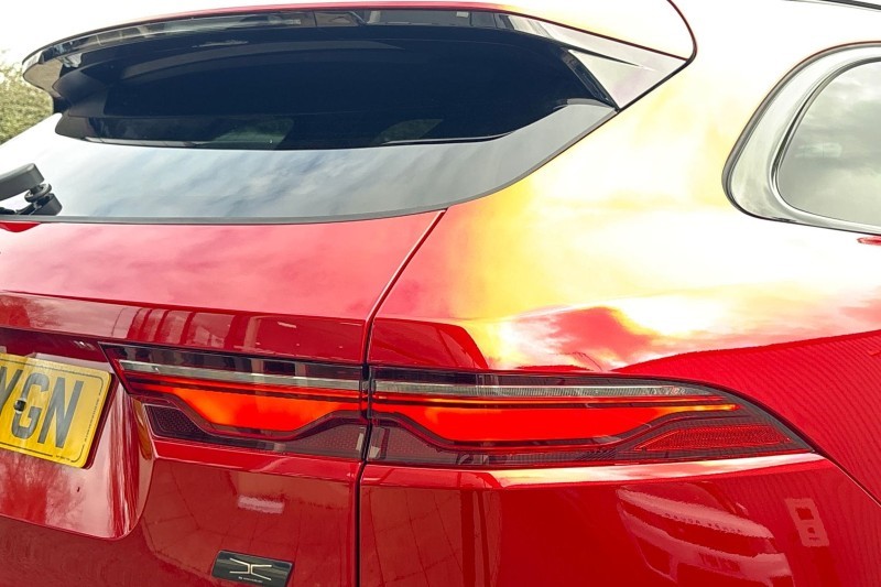 2024 (24) JAGUAR F-PACE 2.0 P400e R-Dynamic HSE Black 90th Anniv 5dr Auto 5117396