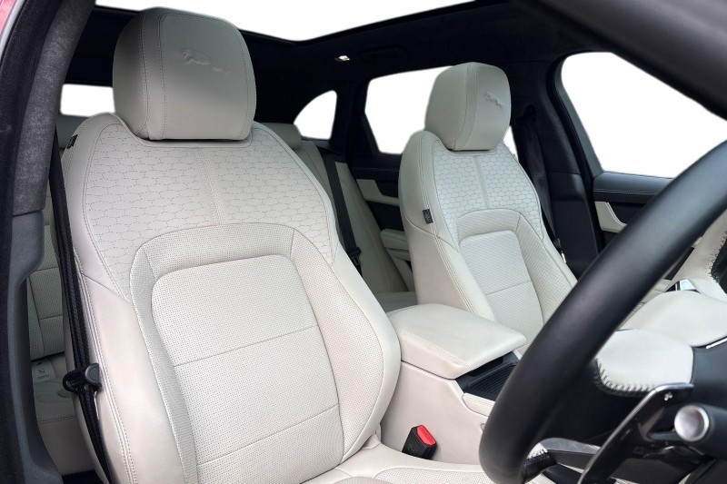 2024 (24) JAGUAR F-PACE 2.0 P400e R-Dynamic HSE Black 90th Anniv 5dr Auto 5117372