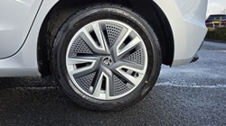 2023 (73) SKODA FABIA 1.0 TSI 110 SE L 5dr DSG 5175407